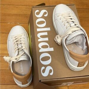 Soludos Cream and Tan Casual Sneakers